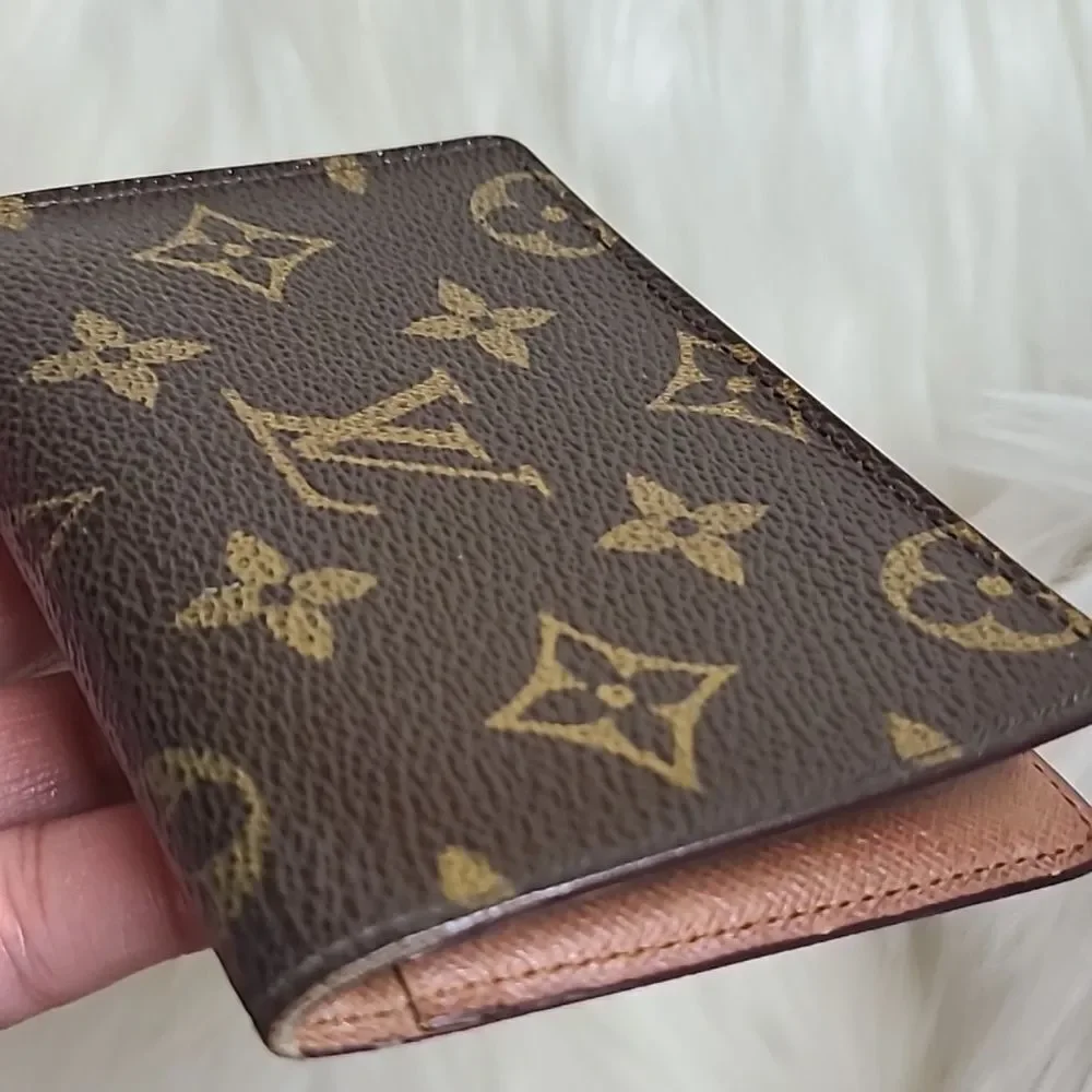 💯Authentic Louis Vuitton Monogram Card Holder🍀